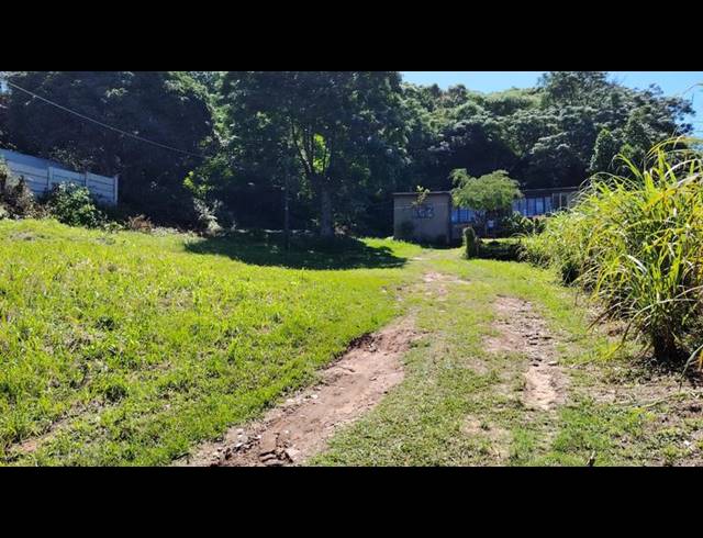 LAND FOR SALE IN UMHLATHUZANA